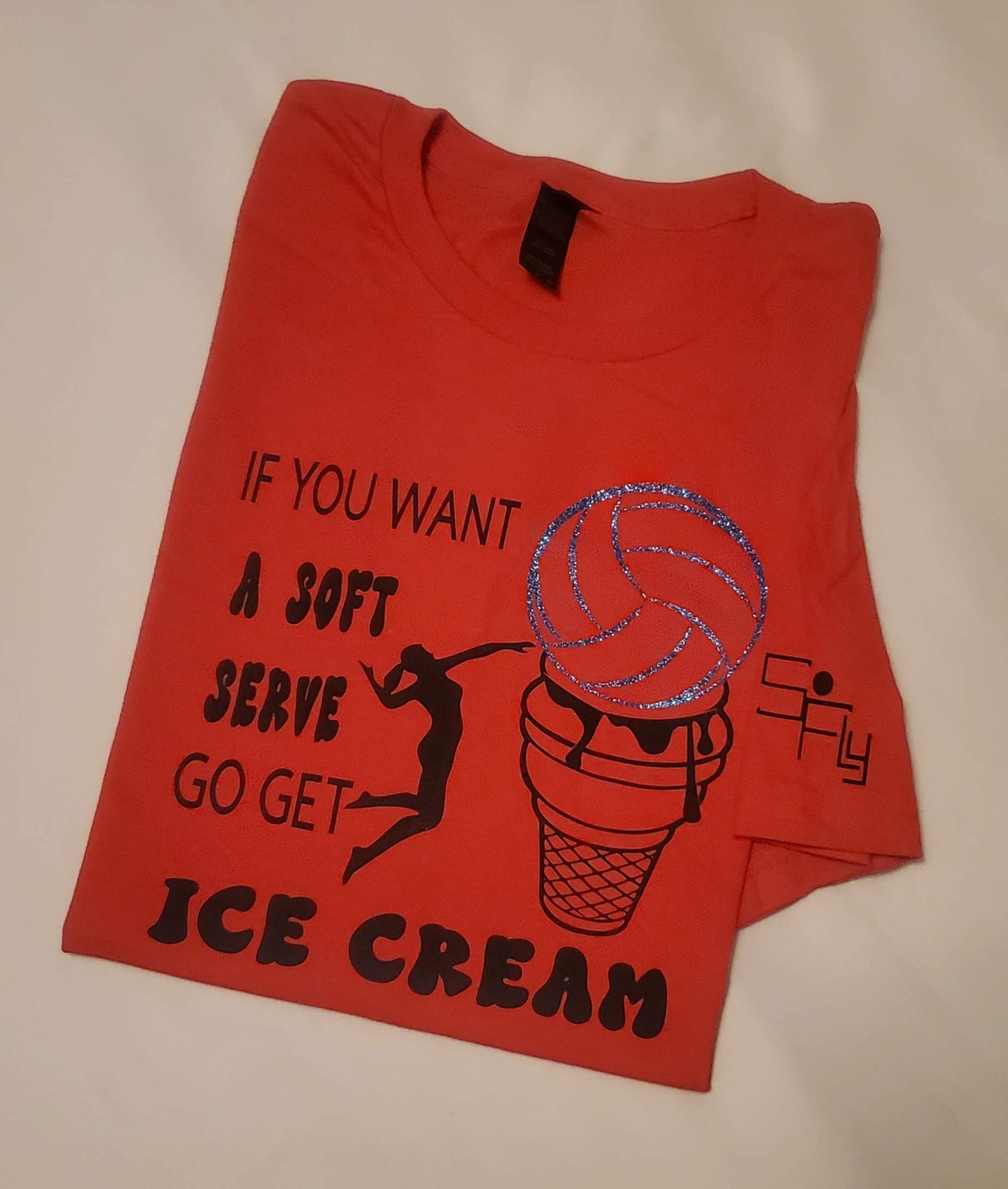 SoFly VOLLEYBALL T-SHIRT soft serve