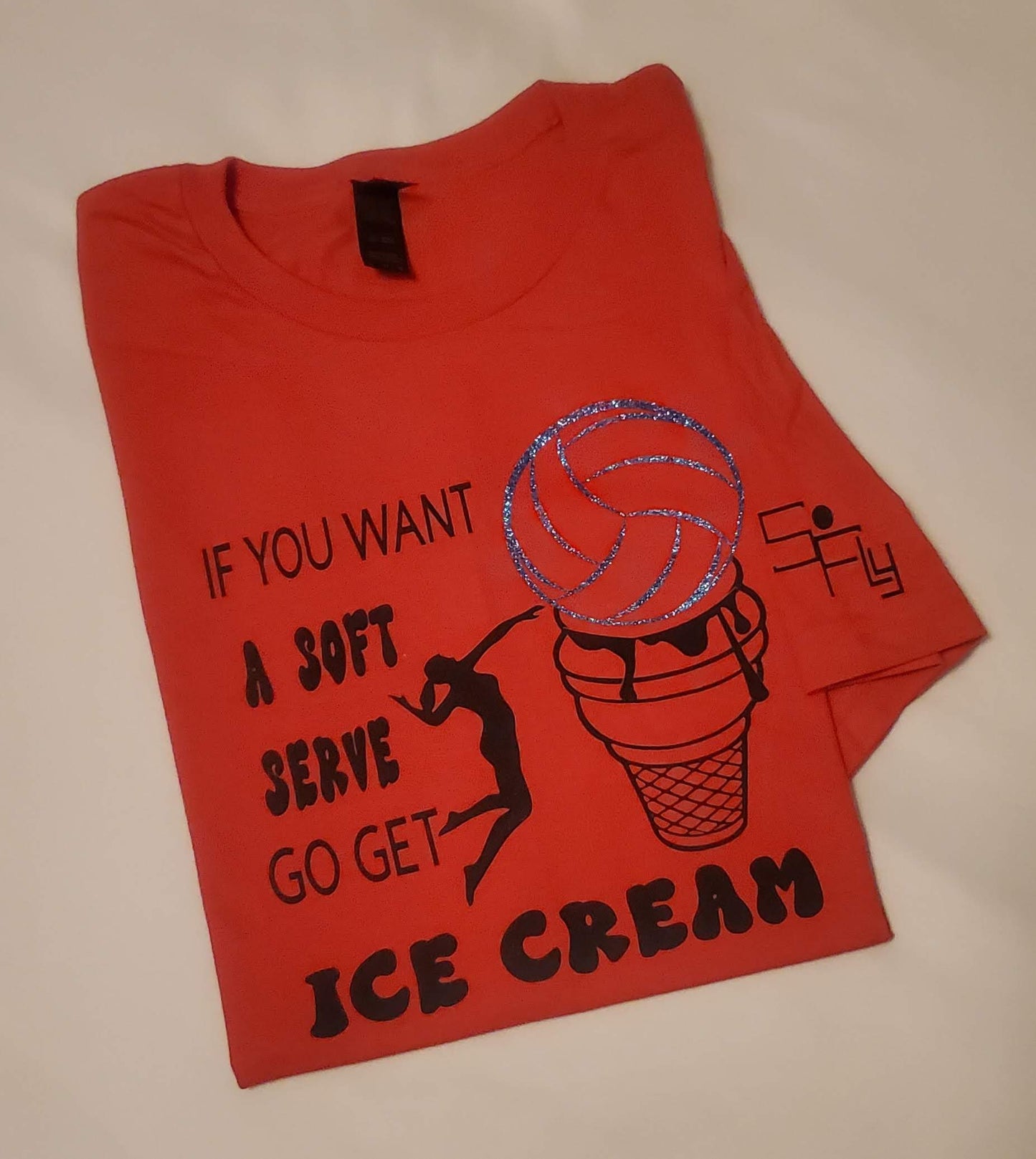 SoFly VOLLEYBALL T-SHIRT soft serve